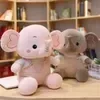 2332 cm Elefante carino con peli di peluche decorazioni per la casa peluche cogliletta bambola che lancia una bambola regalo per bambini 250527a
