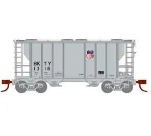 Athearn 17062 N Scale PS-2 2600 Covered Hopper Union Pacific UP 1318
