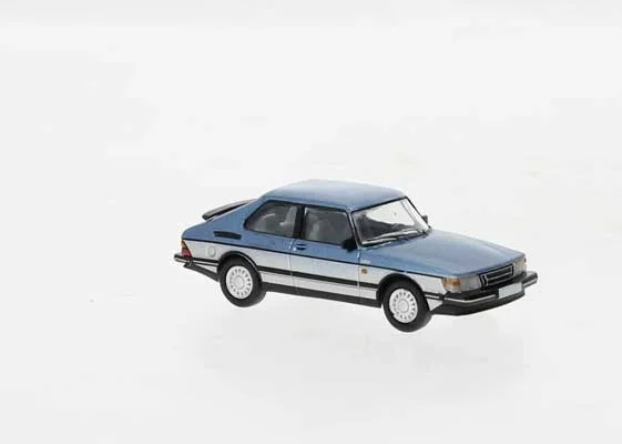 Brekina PCX 870651 HO Scale 1986 Saab 900 Turbo – Silver and Blue
