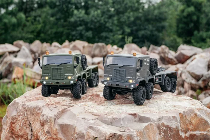 HobbyPlus CR-18P Terranaut 8X8 AWS RC Crawler – Gray