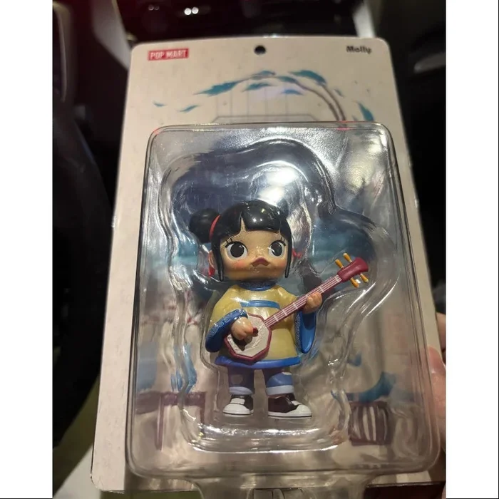MOLLY Octagonal Qingin Figurine 2025 Limited Edition